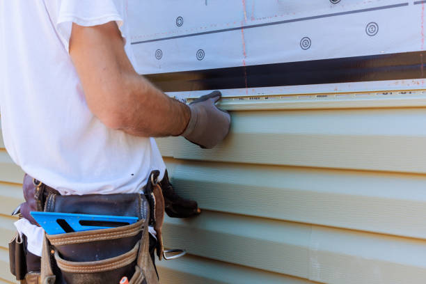 Trusted Emergency Siding Repair service in Fulton, OH - Creative Siding